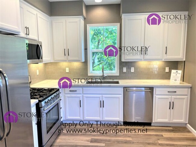 Building Photo - 3045 Citrus Cir