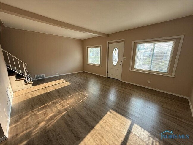 Foto del edificio - 3319 Maple St