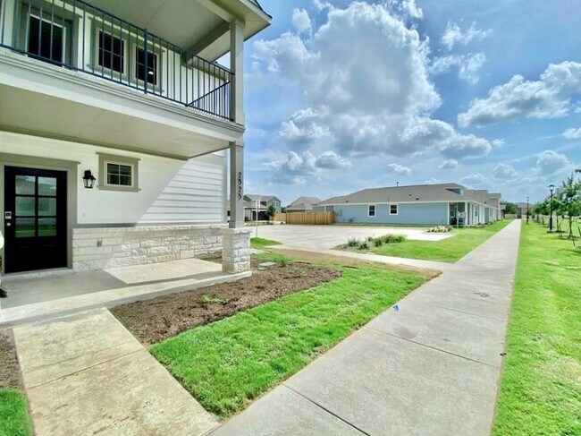 Building Photo - 2525 Pecan Island Dr