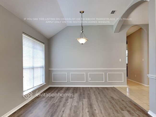 Building Photo - 7917 Desert Rose Ct