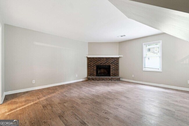 Building Photo - 4326 Dogwood Farms Dr