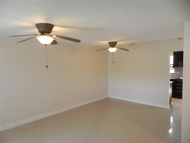 Foto del edificio - 7417 Wynnewood Square