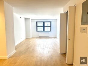 Building Photo - East 39th Street