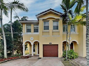 Building Photo - 15050 SW 9th Way