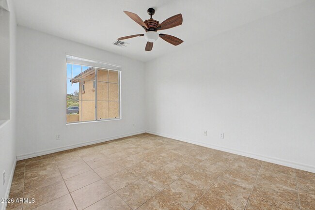 Building Photo - 56 W Lynx Way