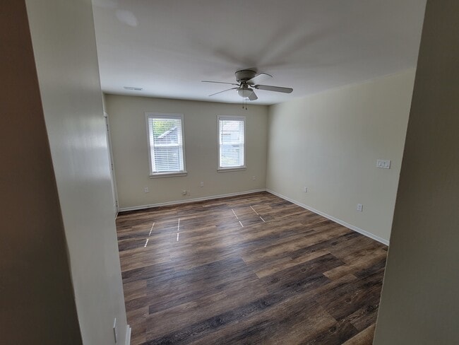 Foto del edificio - 3416 Hancock Ave