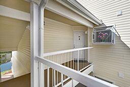 Building Photo - 1800 Charlesmont Dr