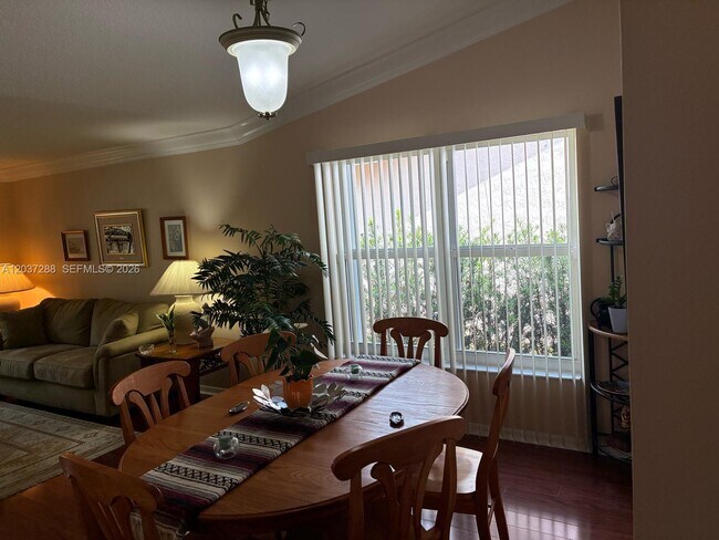 Foto del edificio - 1412 NW 129th Terrace