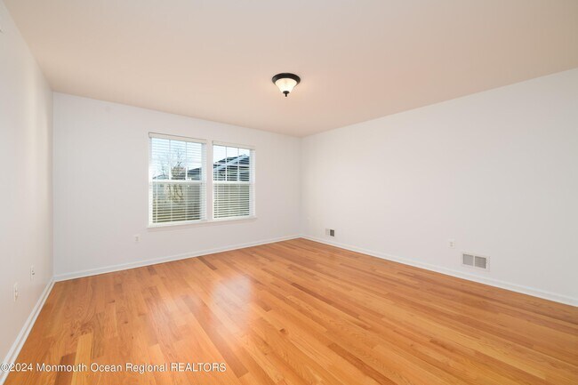 Foto del edificio - 259 S Bridge Ave