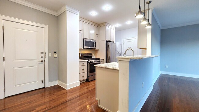 Building Photo - 362 Hoboken Ave