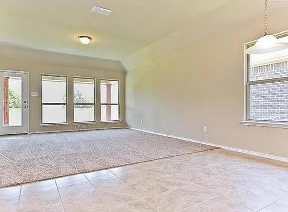 Foto del edificio - 2824 Castle Creek Dr