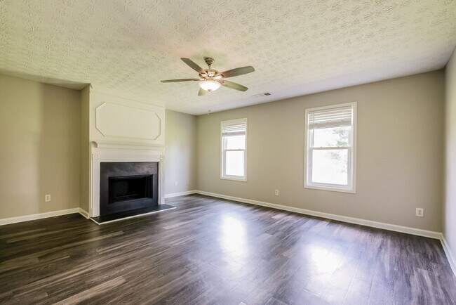 Foto del edificio - 3391 Kittery Dr SW