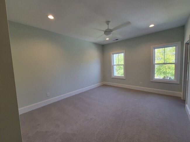 Foto del edificio - 3905 Harkers Way