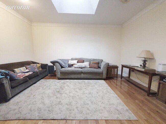 Foto del edificio - 330 Lefferts Ave