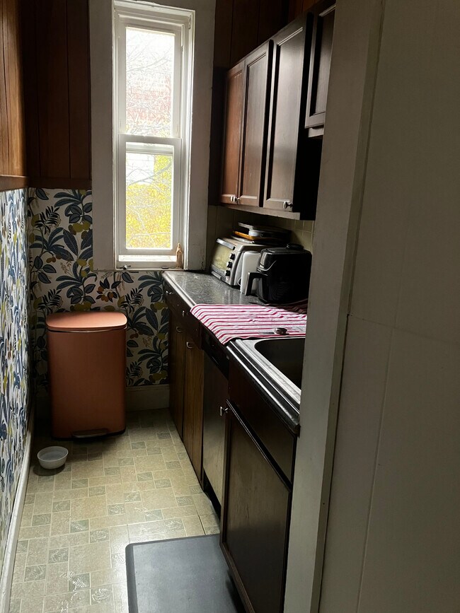 Foto del edificio - 377 Highland Ave