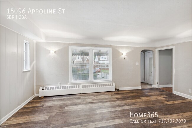 Foto del edificio - Victorian Charm with Modern Convenience: E...