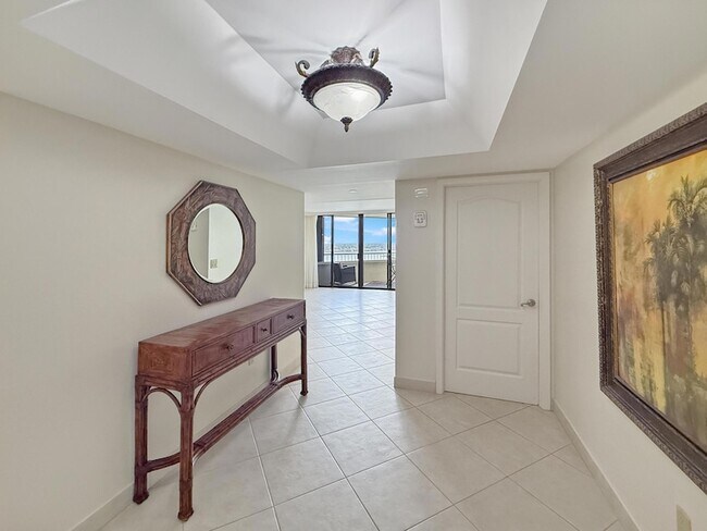 Building Photo - 5080 N Ocean Dr