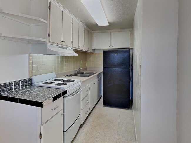 Foto del edificio - 9610 N 12th St