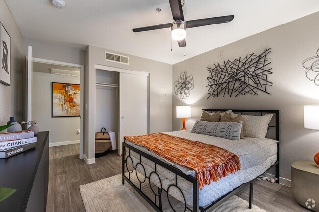 2 BR, 2 BA - 900SF - The Allister