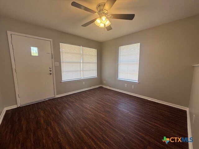 Foto del edificio - 513 Centre St