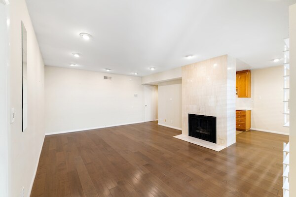 Living Room - 222 7th St