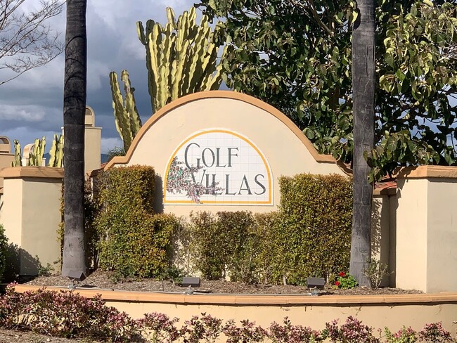 Building Photo - Spanish Hills Golf Villa