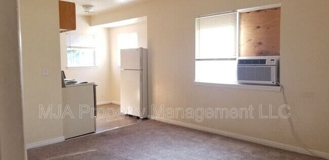Foto del edificio - 1379 W 900 S