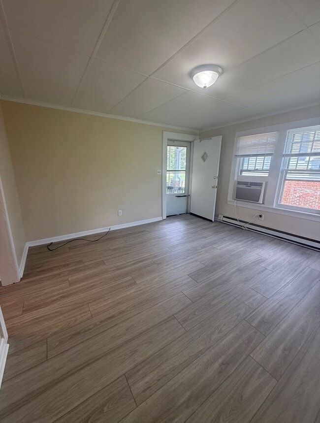 Photo - 1429 W. Fourth St. Apartment