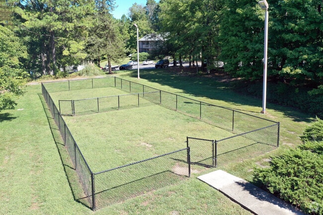 Building Photo - Element at Creekside