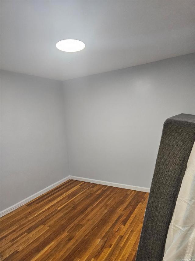 Foto del edificio - 3 bedroom in Canarsie NY 11236