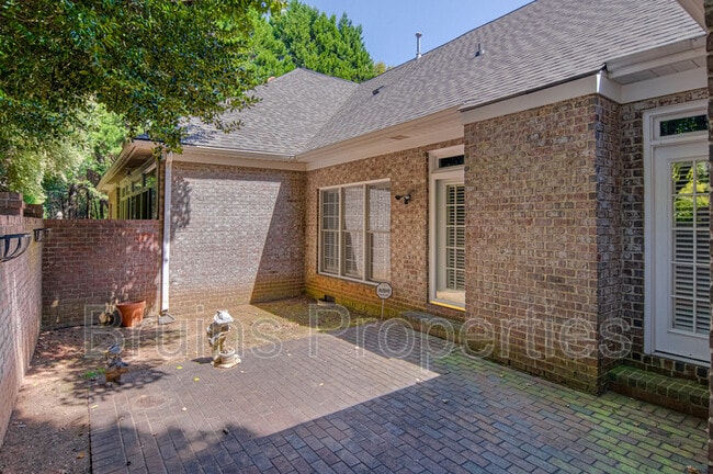 Building Photo - 8 Indigo Cove