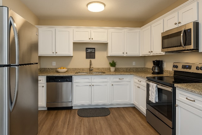 Photo - 2876 Battle Forrest Dr House