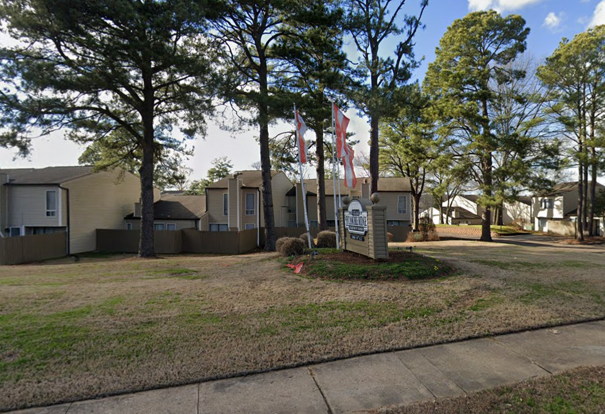 Building Photo - Village of Sycamore Ridge