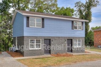 Building Photo - 2511 Cascade Dr