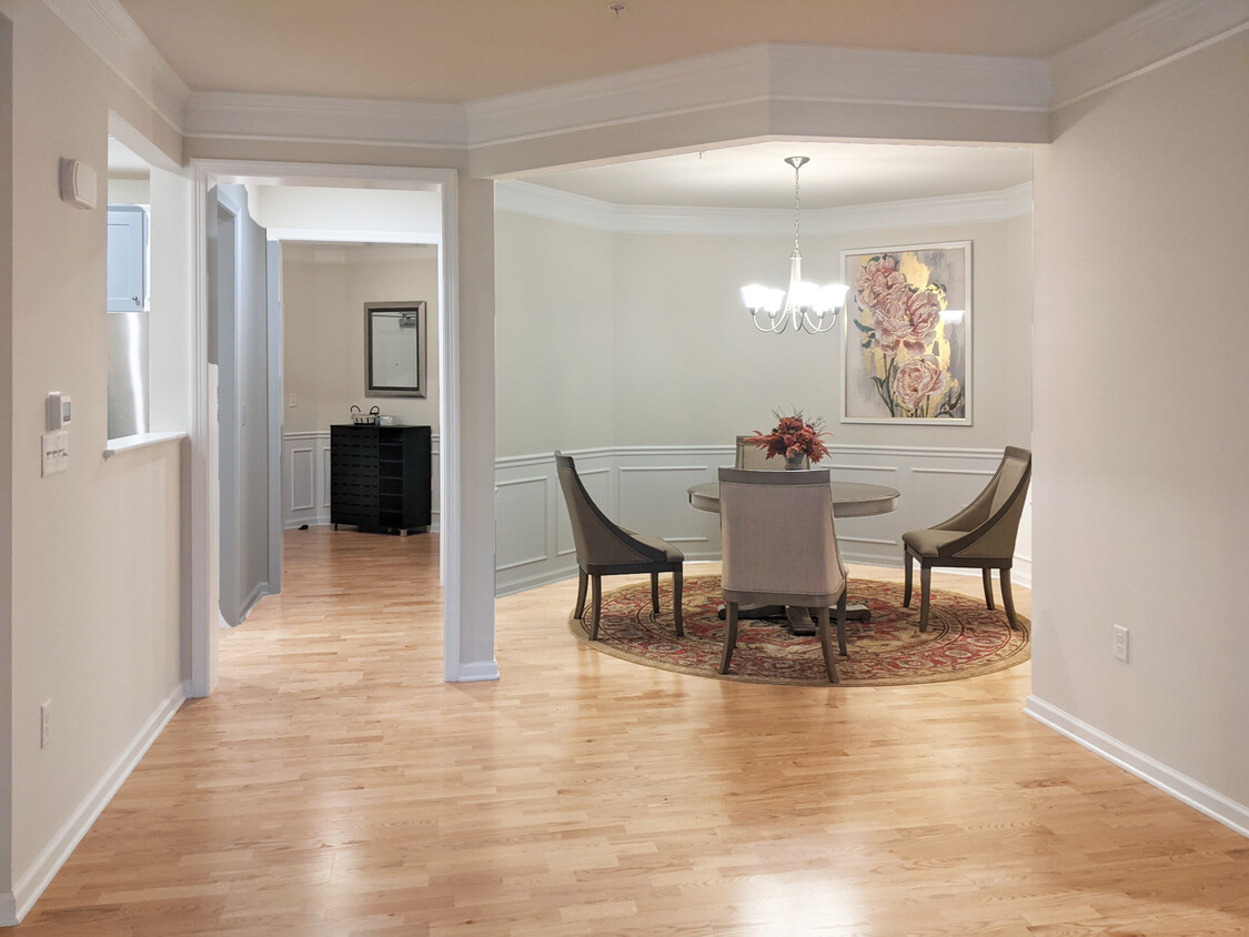 Primary Photo - 70 Trotter Rd