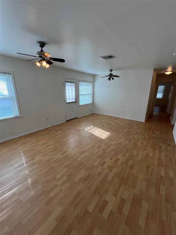 Building Photo - 107 Tarpon Ave