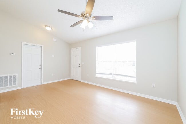 Foto del edificio - 408 Naples Ct