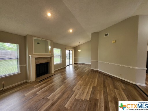 Building Photo - 4505 River Oaks Dr