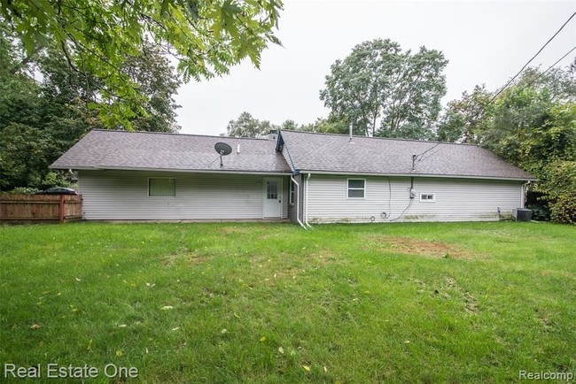 Building Photo - 9036 Kettering St