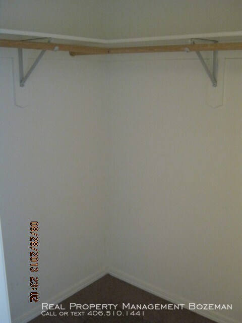 Foto del edificio - 3018 West Villard Street Unit D