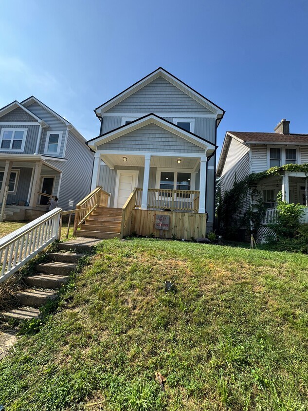 Foto principal - 611 Siebert St