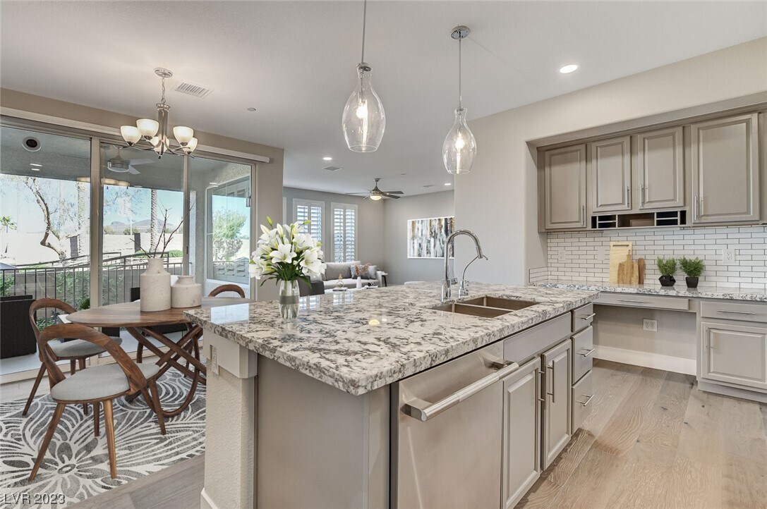Foto principal - 2555 Hampton Rd