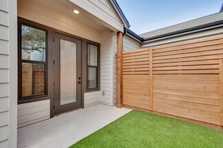 Building Photo - 1601 Mustang Dr