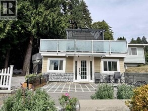 Building Photo - 354 Seaforth Crescent