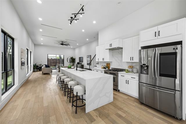 Foto del edificio - 4217 Roseland Ave