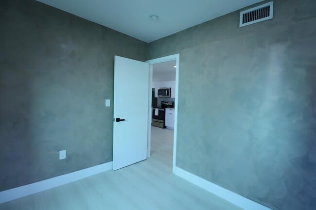 Foto del edificio - 1814 NW 2nd Ct