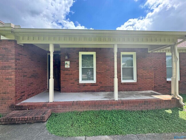 Building Photo - 107 Sanibell Cir