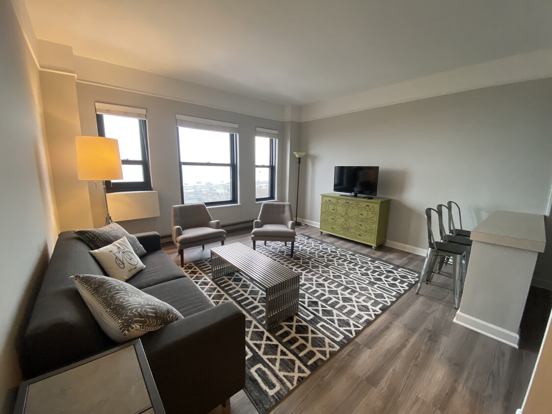 Webster House - Apartments in Chicago, IL | Apartments.com