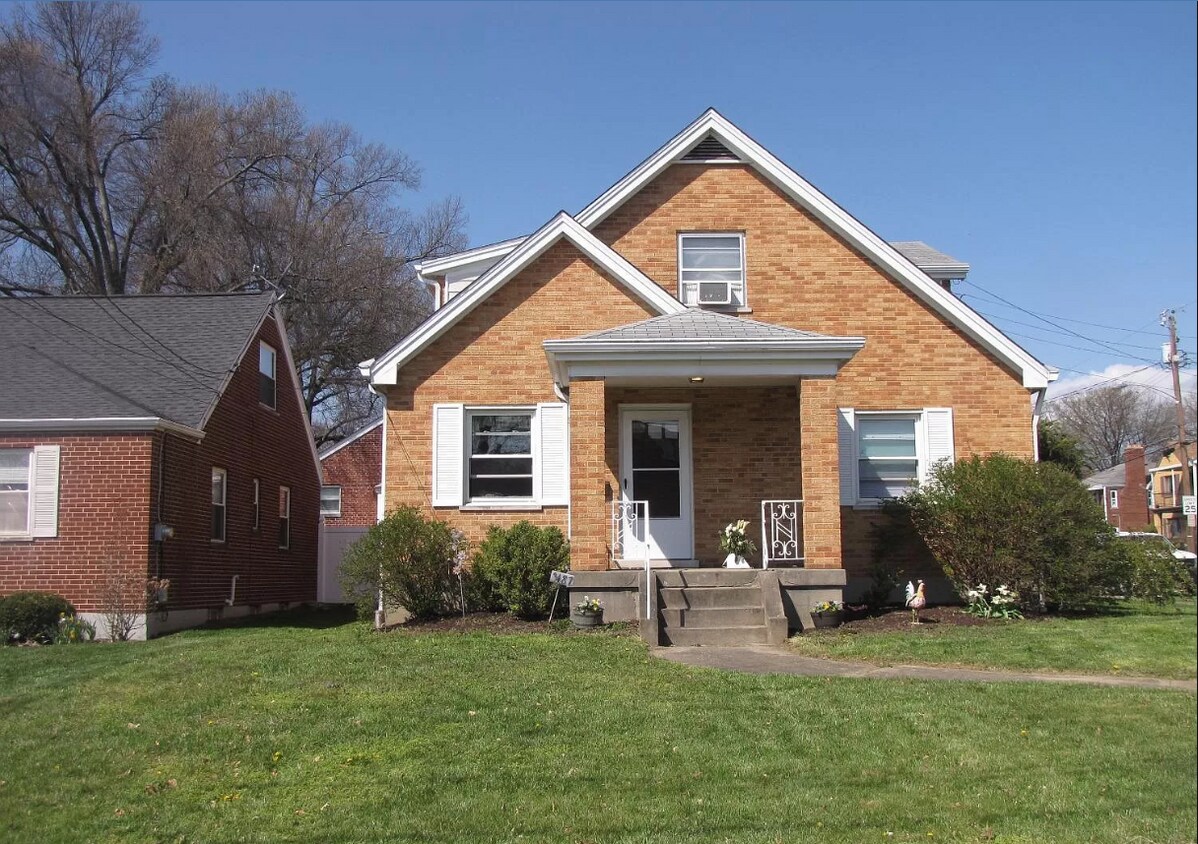 Foto principal - 3487 Jane Ave