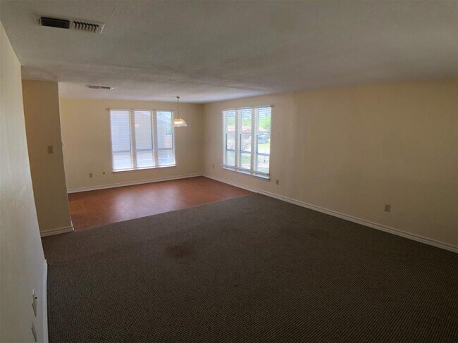 Foto del edificio - 4937 Gordon Ave
